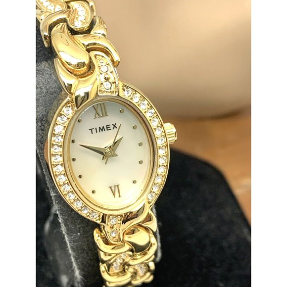 Timex Women's Watch TW2T49900 Oval Petite 19mm Quartz Mother of Pearl Gold Steel - Picture 12 of 13